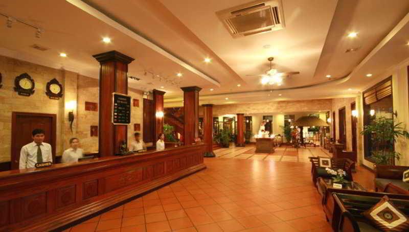 Apsara Holiday Hotel Сиемрип Интерьер фото
